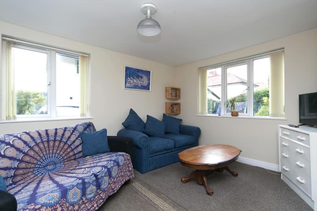 Dinerth Apartment *